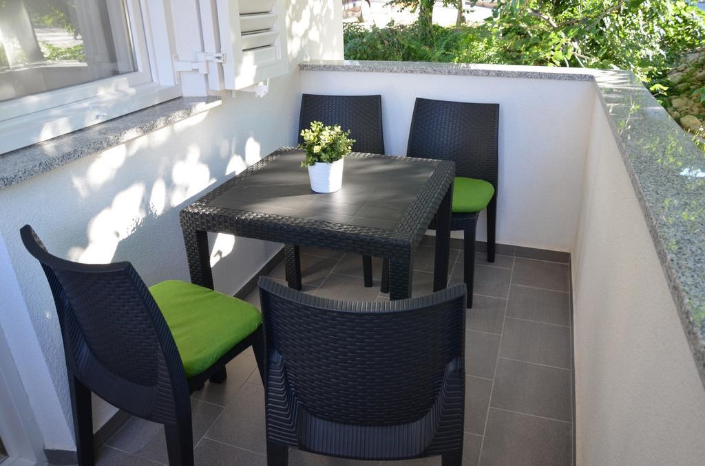 Apartments Mango Baška Eksteriør billede